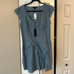 Brand New Banana Republic dress in size 14